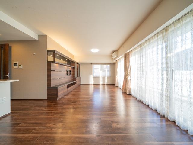 リビング  寫(xiě)真撮影日：2025-11-30