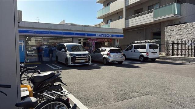 ローソンＪＲ茨木東口店 241m 寫(xiě)真撮影日：2025-11-30