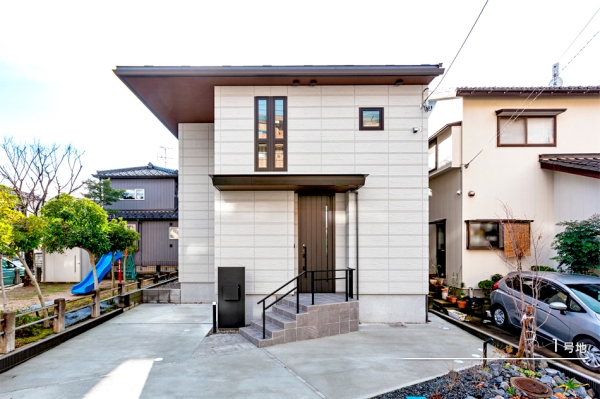 まちなかジーヴォ新和二丁目 (分譲住宅)