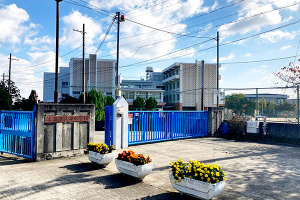 箕面市立西小學(xué)校