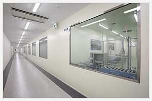 工場(chǎng)：1階廊下