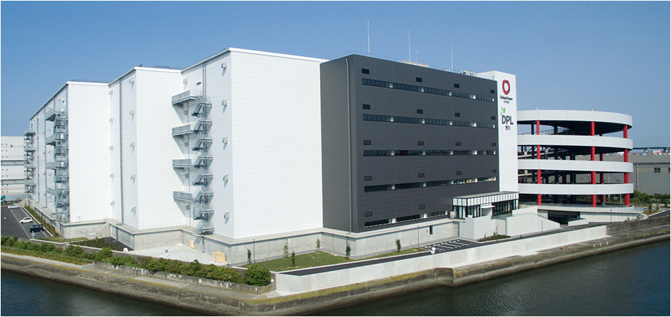 首都圏向け配送拠點。免震構造、BCP対策も配慮。