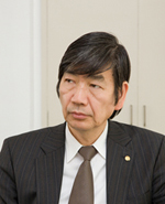 西村氏