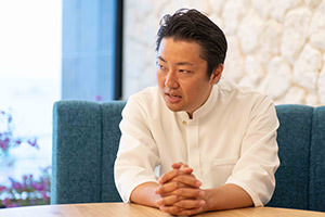 舞臺で物語を創(chuàng)りだすのは「人」