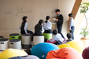 コトクリエの空間を思い思いに活用