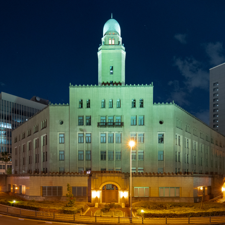 橫浜稅関（約1,860m）