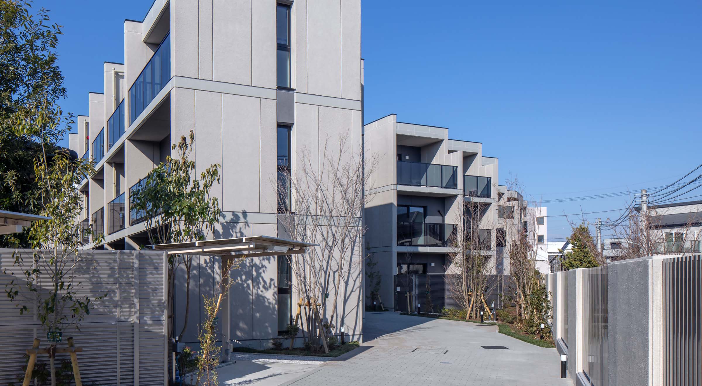 アプローチ（2025年2月撮影）