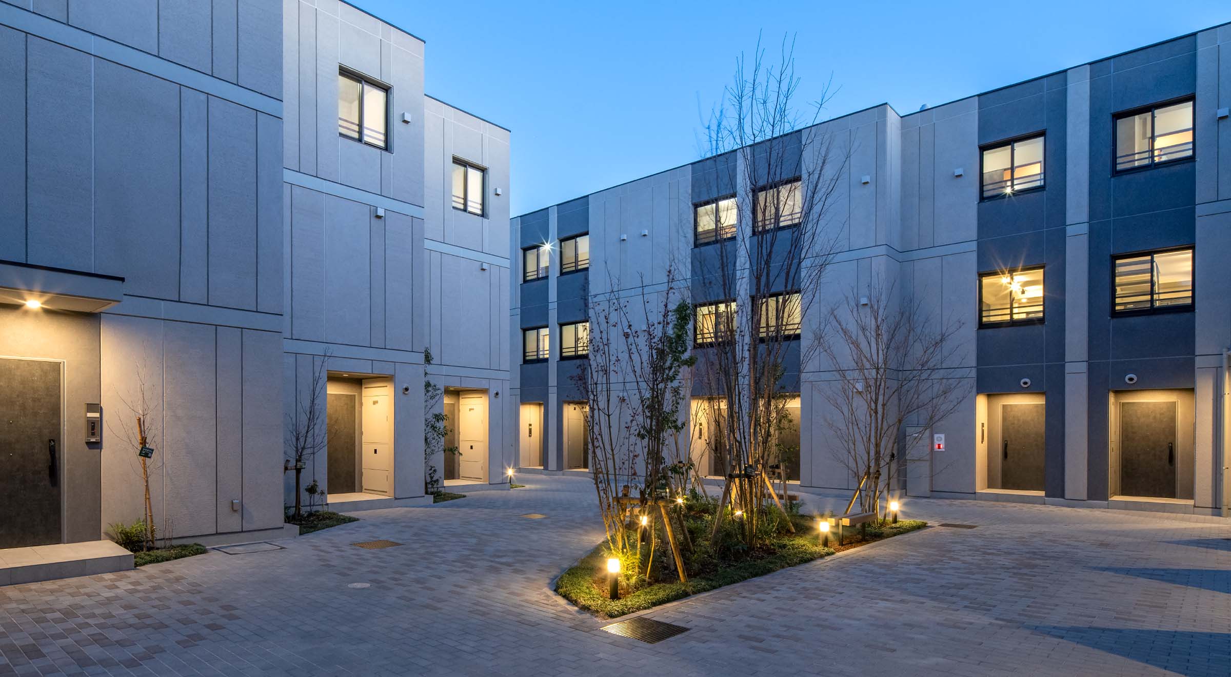 中庭（2025年2月撮影）