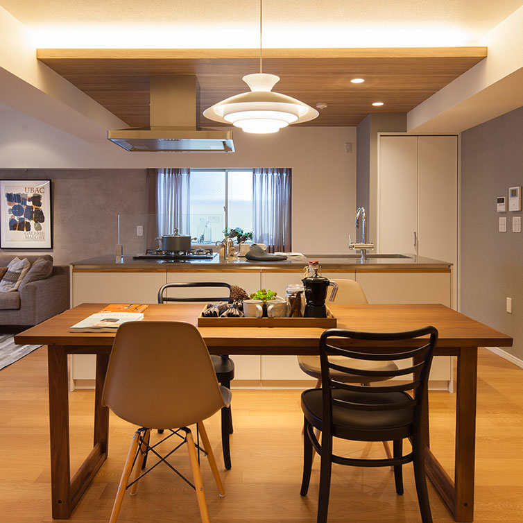 |INITIA LINE| イニシア獨(dú)自の空間設(shè)計(jì)と、暮らす家族の目線で住まいを仕立てるリノベーションマンション。